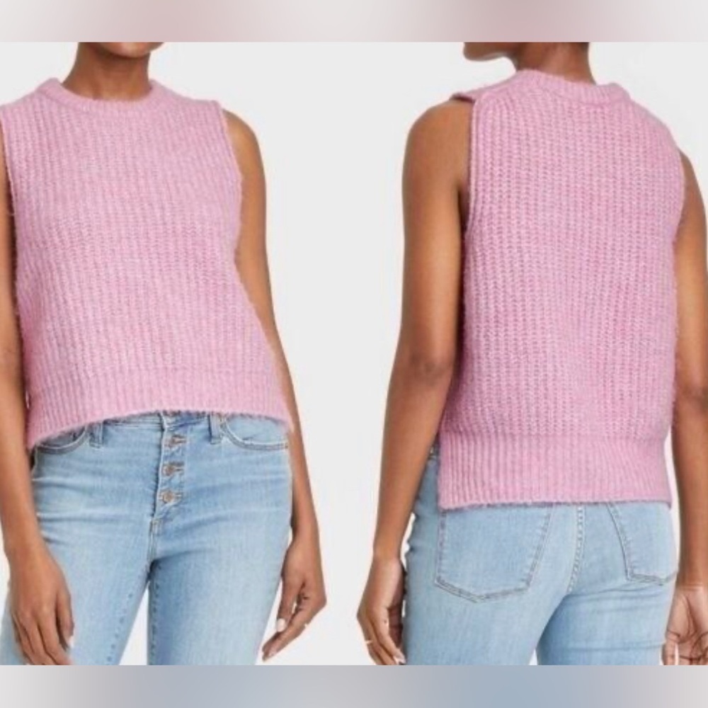 Universal Threads Women’s Crewneck Purple Knit Sweater